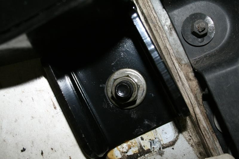 Mercedes Benz ML W166 ab Bj. 12 Trittbretter "Suburban" - Direct 4x4 Autozubehör