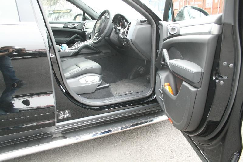 Porsche Cayenne Bj. 10-17 Trittbretter "High Flyer" - Direct 4x4 Autozubehör