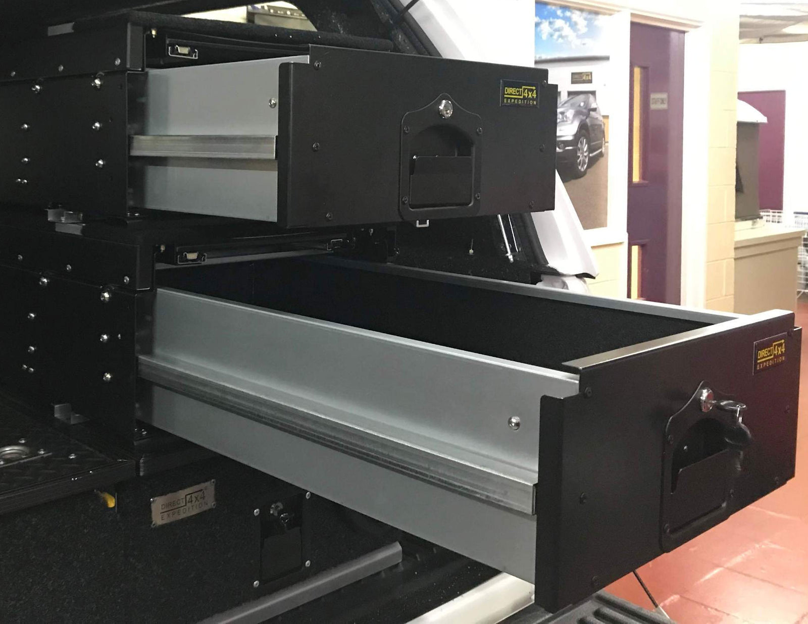 Schubkasten System "Modular" 89cm x 47cm x 27 mit Arbeitstisch - Direct 4x4 Autozubehör