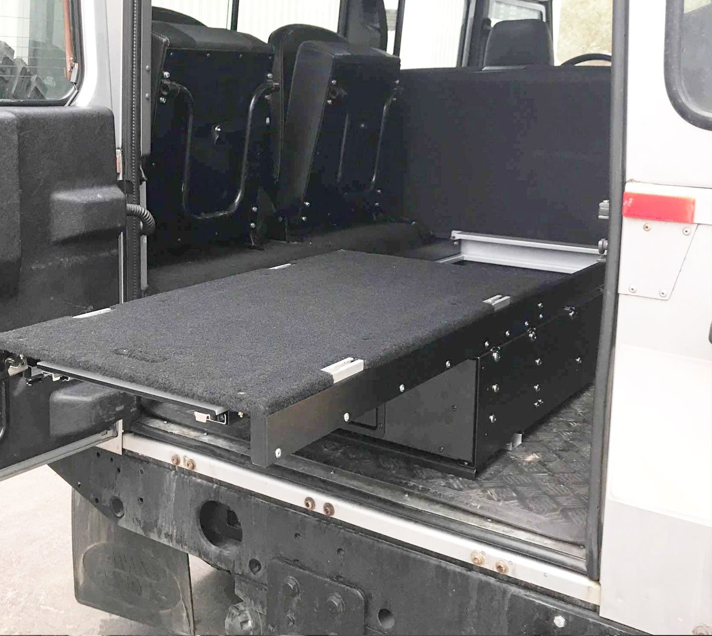 Schubkasten System "Modular" 89cm x 47cm x 27 mit Arbeitstisch - Direct 4x4 Autozubehör