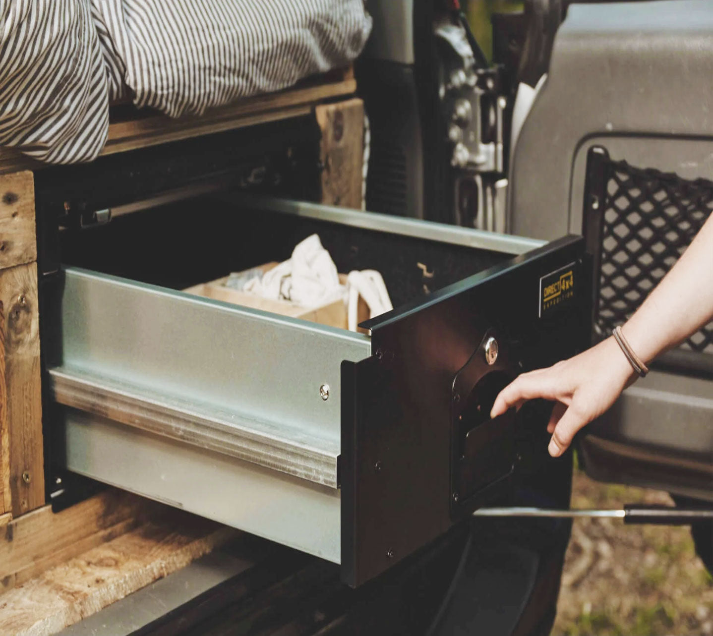 Schubkasten System "Modular" 89cm x 47cm x 27 mit Arbeitstisch - Direct 4x4 Autozubehör