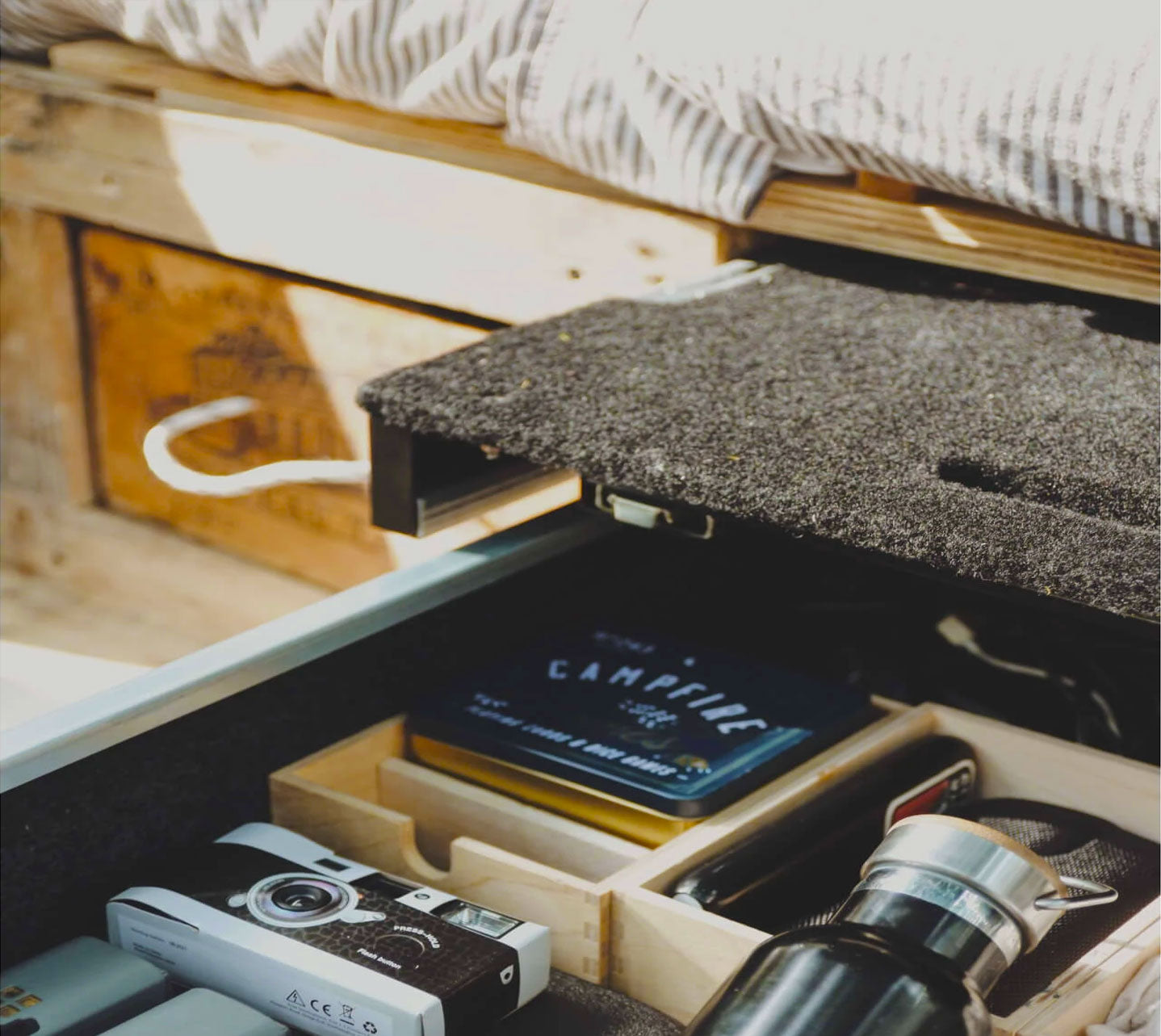 Schubkasten System "Modular" 89cm x 47cm x 27 mit Arbeitstisch - Direct 4x4 Autozubehör