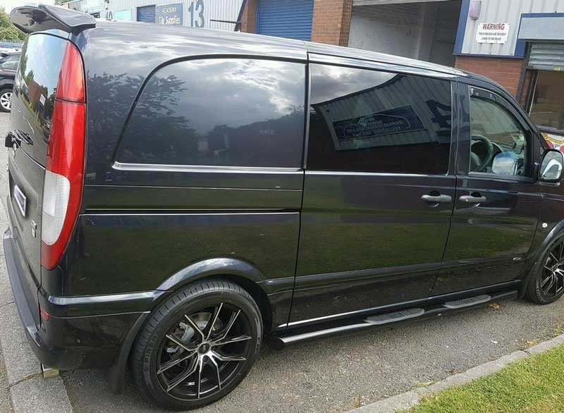 Mercedes Vito Viano Bj. 04-14 Schwarze Schwellerrohre - Direct 4x4 Autozubehör
