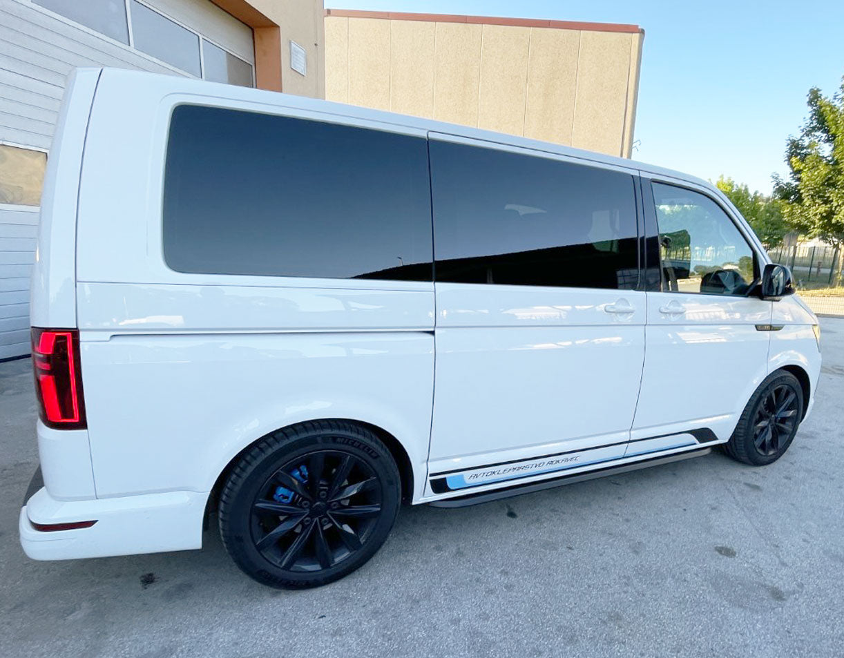 VW T6 ab Bj. 15 Kurzer RS OE Style schwarze Schwellerrohre "N-Max" - Direct 4x4 Autozubehör