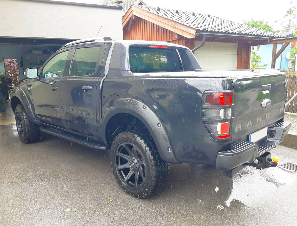 Ford Ranger Double Cab Bj. 12-15 Trittbretter "Shark" - Direct 4x4 Autozubehör
