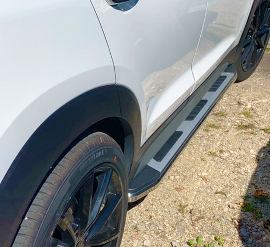 Hyundai Tucson Bj. 18-20 Trittbretter "Suburban" - Direct 4x4 Autozubehör