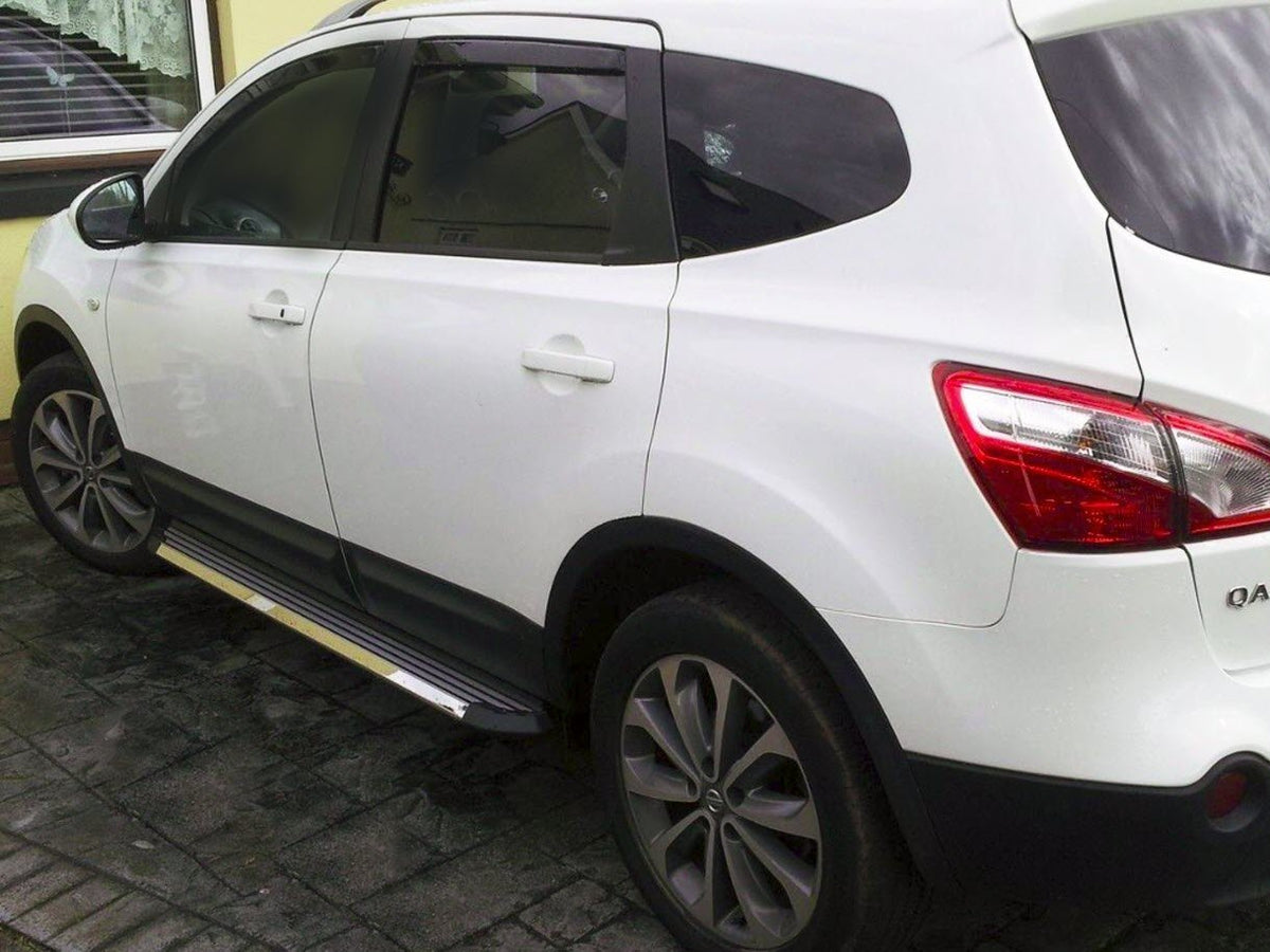Nissan Qashqai ab Bj. 14 Trittbretter "Stingray" - Direct 4x4 Autozubehör