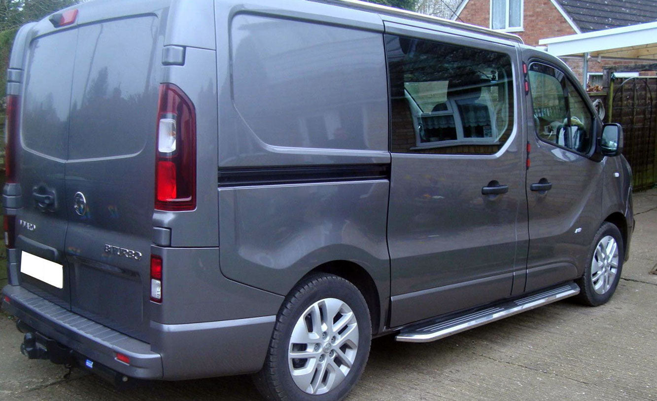 Opel Vivaro B KurzerRS Bj. 14-19 Trittbretter "Premier" - Direct 4x4 Autozubehör