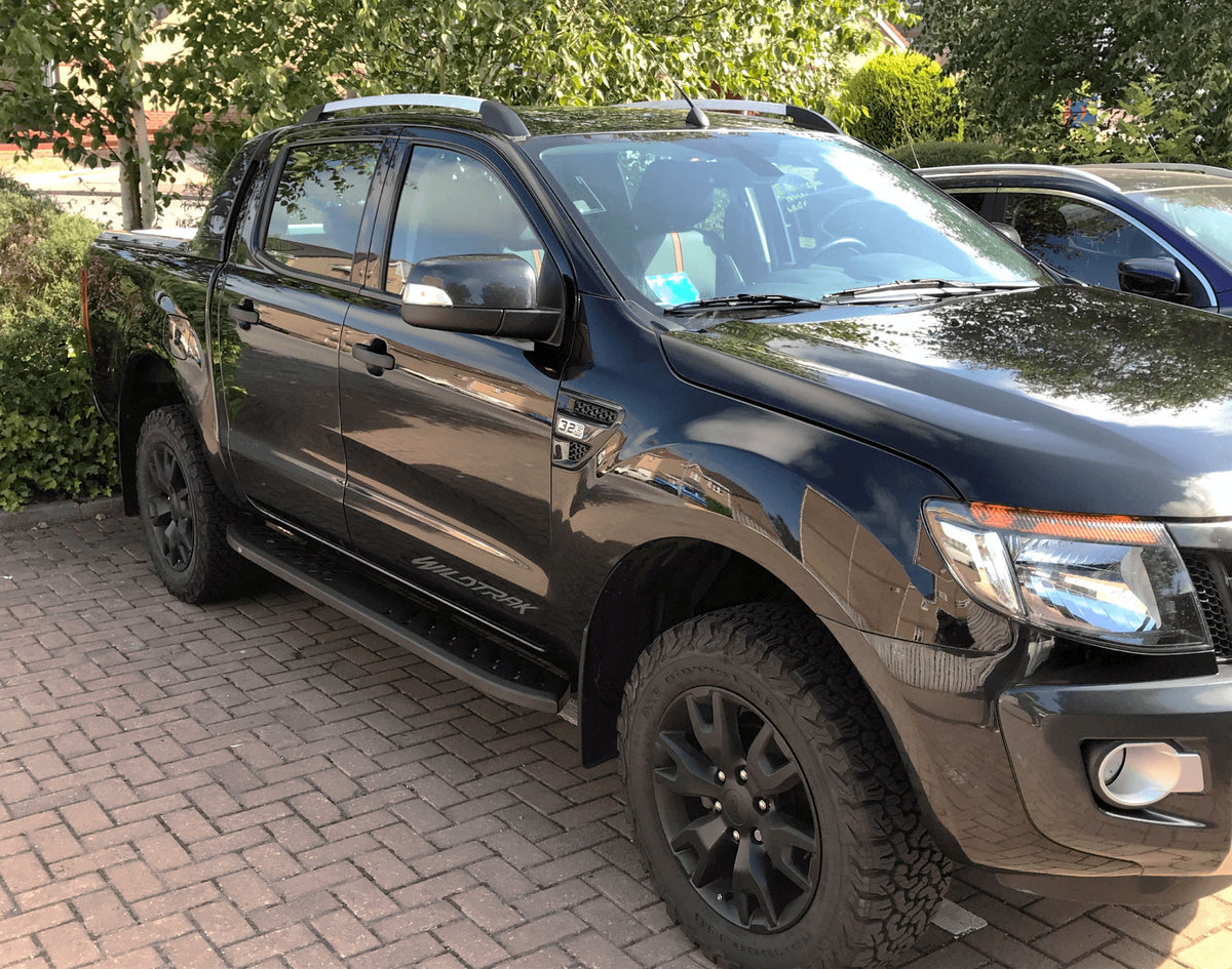 Ford Ranger Double Cab Bj. 12-15 Trittbretter "Shark" - Direct 4x4 Autozubehör