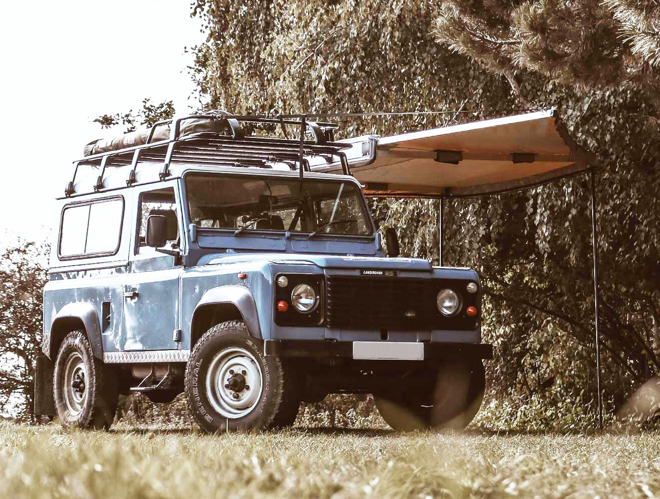 Ausklappbare Markise "Expedition 180" - Direct 4x4 Autozubehör