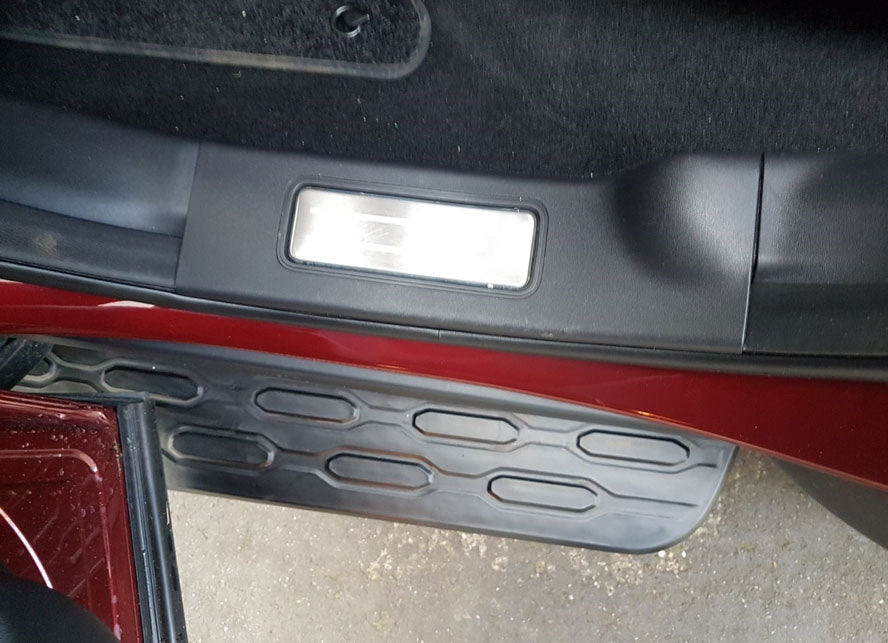 Land Rover Discovery ab Bj. 17 Trittbretter "OE Style" - Direct 4x4 Autozubehör