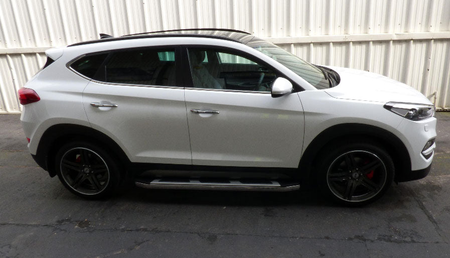 Hyundai Tucson Bj. 15-17 Trittbretter "Suburban" - Direct 4x4 Autozubehör