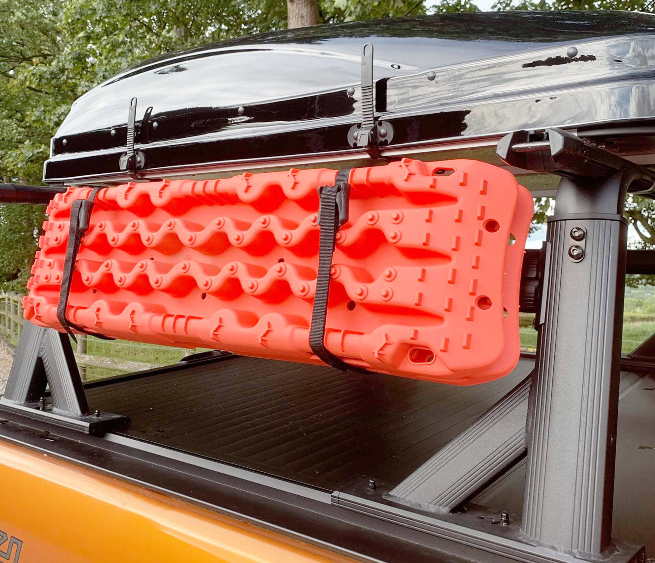 Universal Pick-Up Gepäckträger & Überrollbügel "CargoPro" - Direct 4x4 Autozubehör