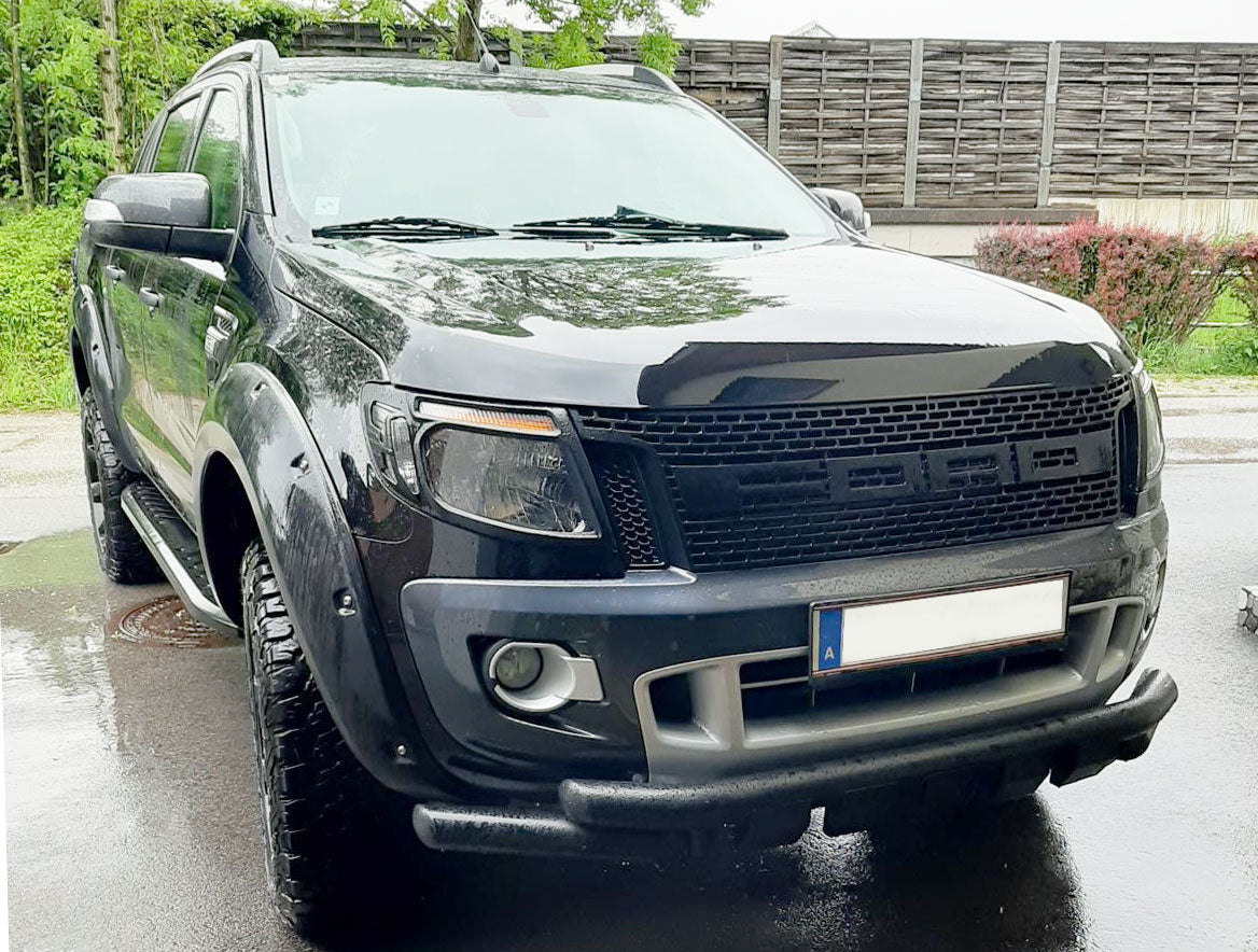 Ford Ranger Double Cab Bj. 12-15 Trittbretter "Shark" - Direct 4x4 Autozubehör