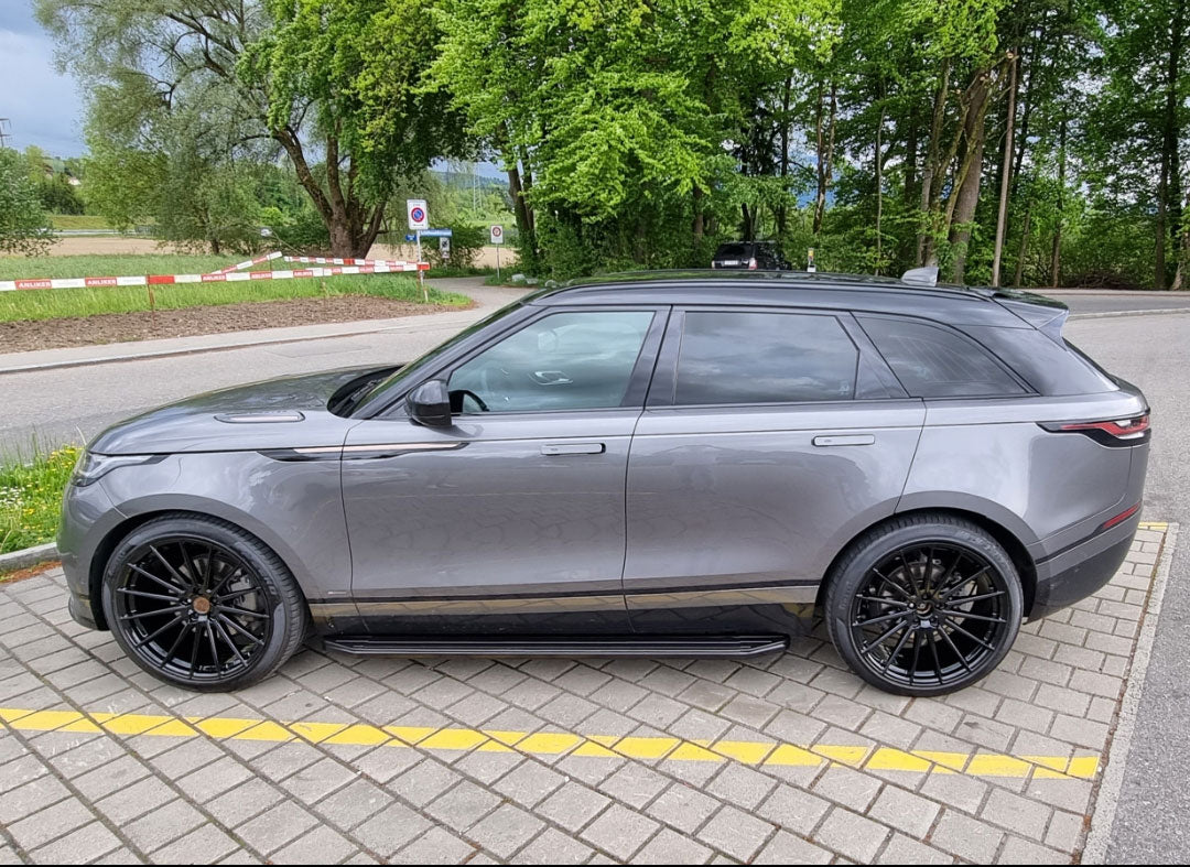Range Rover Velar ab Bj. 17 Trittbretter "Raptor Schwarz" - Direct 4x4 Autozubehör