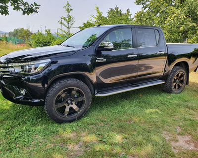 Toyota Hilux ab Bj. 16 Double Cab Trittbretter "Premier" - Direct 4x4 Autozubehör