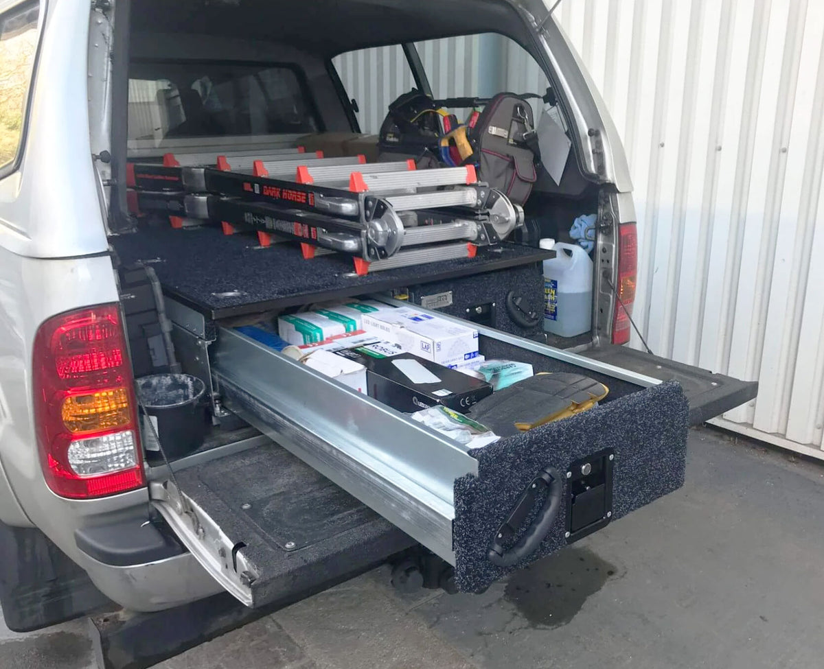 Schubkasten System "TopOne" 130 x 100 x 30cm mit Teppich-Auflage - Direct 4x4 Autozubehör