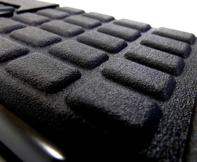 Opel Vivaro Bj. 01-14 kurzer RS Schwarze Schwellerrohre 101mm - Direct 4x4 Autozubehör