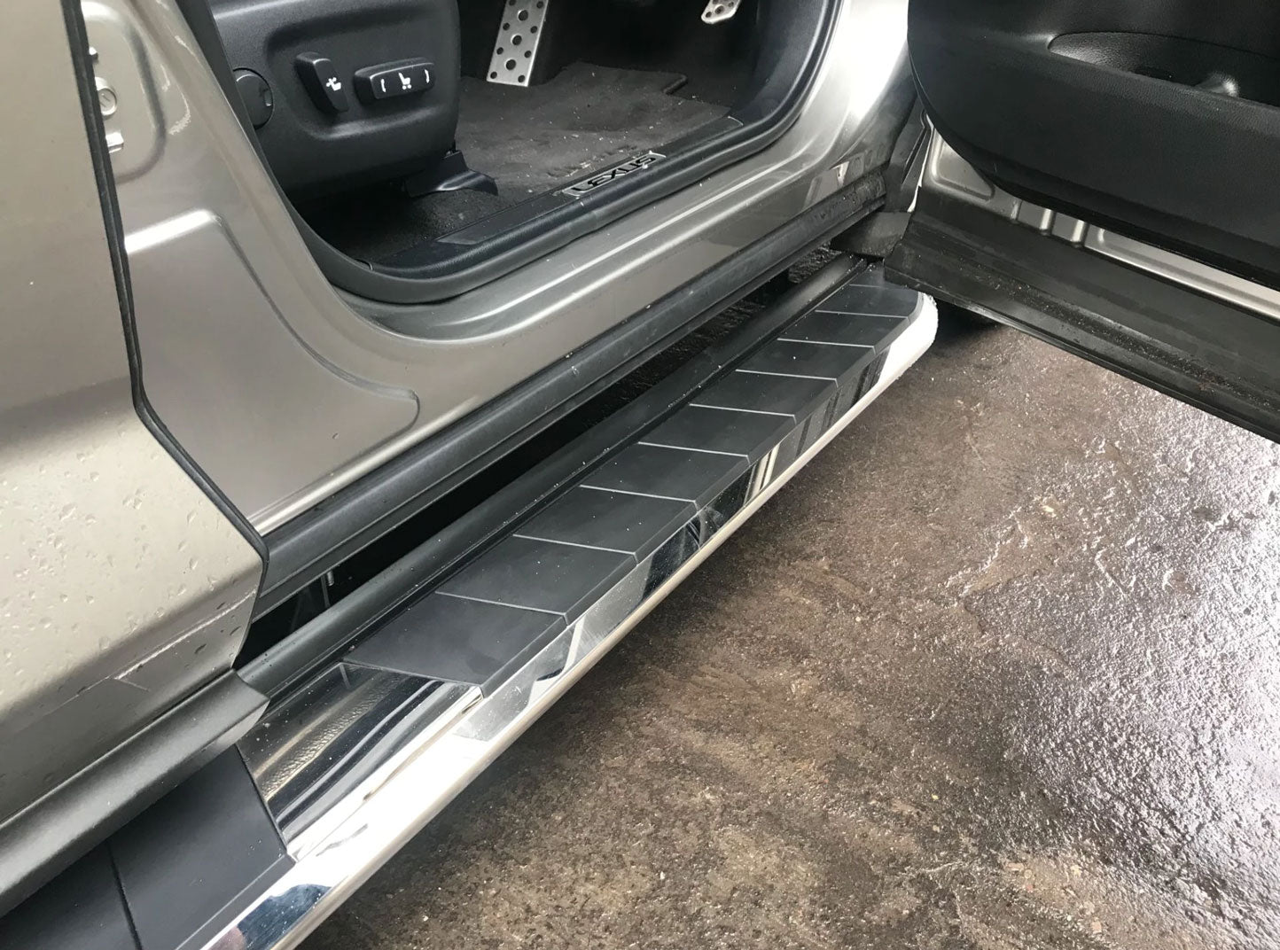 Lexus NX300H ab Bj. 15 Trittbretter "High Flyer" - Direct 4x4 Autozubehör