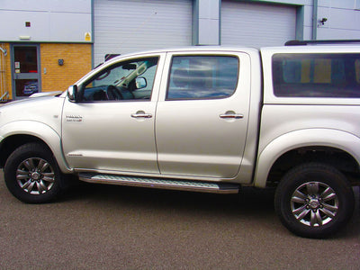 Toyota Hilux ab Bj. 16 Double Cab Trittbretter "Freedom" - Direct 4x4 Autozubehör