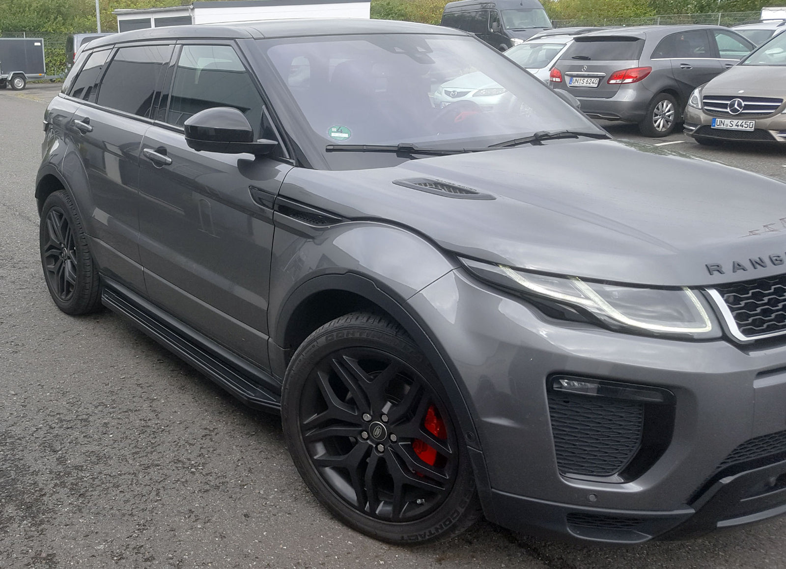 Range Rover Evoque ab Bj. 19 Trittbretter "Raptor Schwarz" - Direct 4x4 Autozubehör