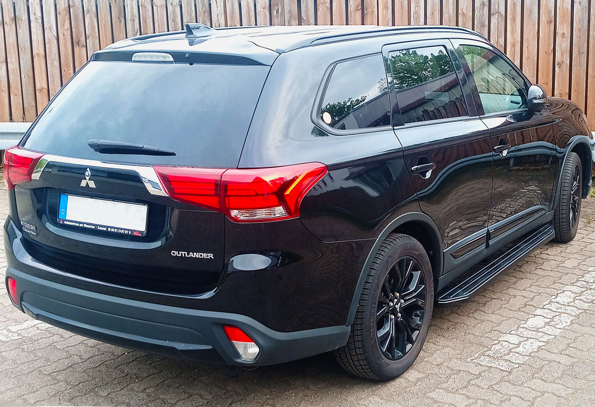 Mitsubishi Outlander ab Bj. 13 Trittbretter "Raptor Schwarz" - Direct 4x4 Autozubehör
