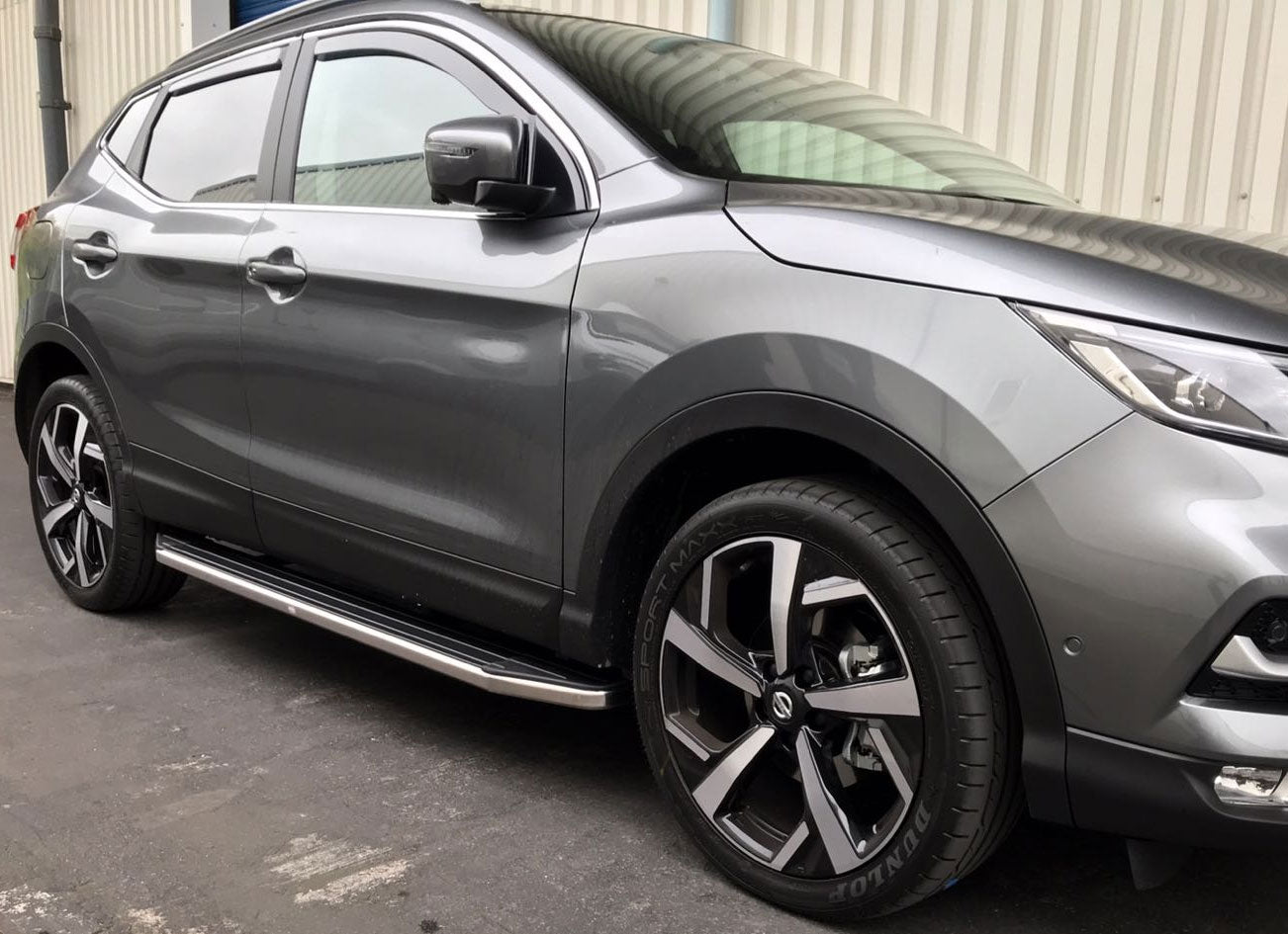 Nissan Qashqai ab Bj. 14 Trittbretter "Raptor" - Direct 4x4 Autozubehör