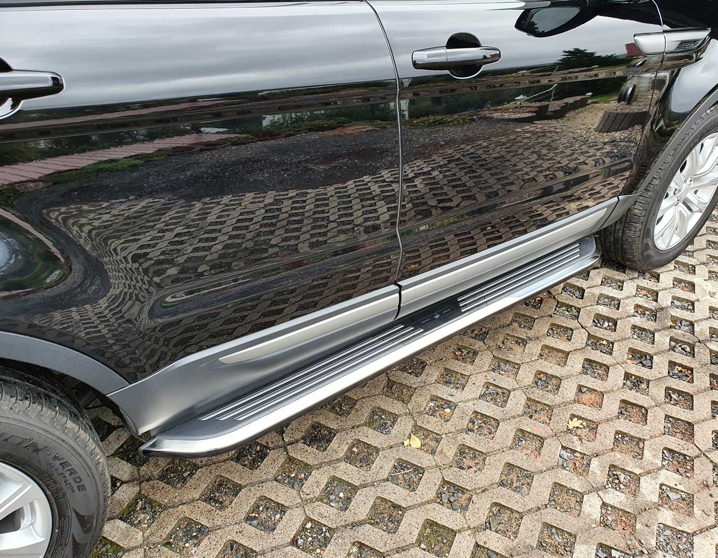 Range Rover Evoque Prestige/Pure Bj. 11-18 Trittbretter "Premier" - Direct 4x4 Autozubehör