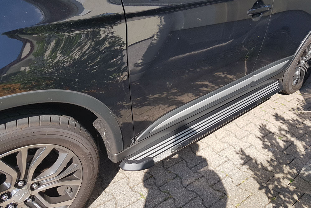 Mitsubishi Outlander PHEV Bj. 13-21 Trittbretter "Stingray" - Direct 4x4 Autozubehör