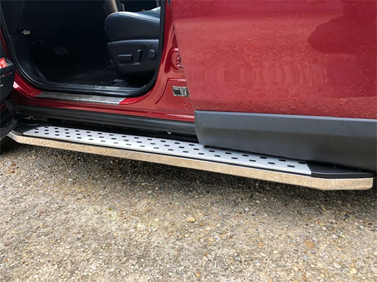 Toyota RAV4 Bj. 16-18 Trittbretter "Freedom" - Direct 4x4 Autozubehör