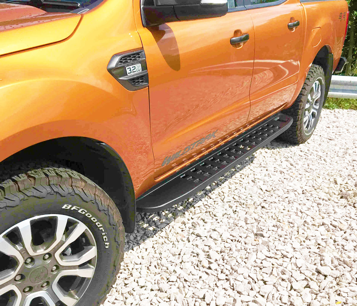 Ford Ranger Bj. 16-21 Trittbretter "Gator" - Direct 4x4 Autozubehör