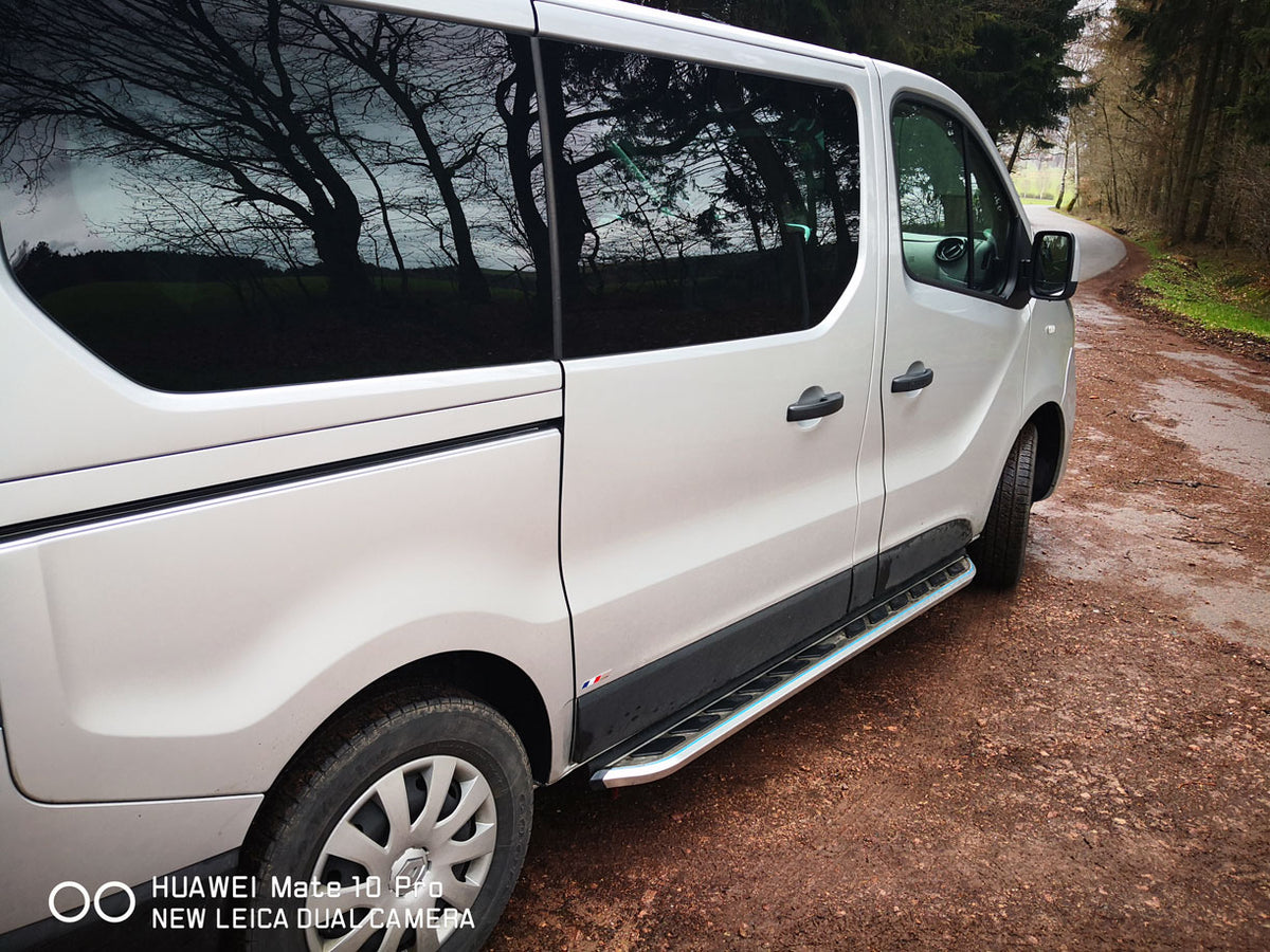 Renault Trafic KurzerRS ab Bj. 14 Trittbretter "Monsoon" - Direct 4x4 Autozubehör