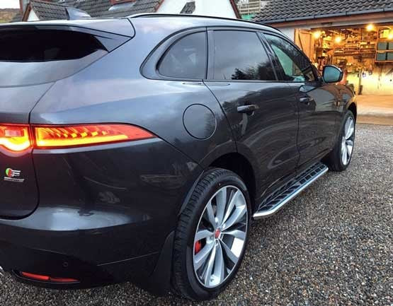 Jaguar F-Pace ab Bj. 16 Trittbretter "Monsoon" - Direct 4x4 Autozubehör