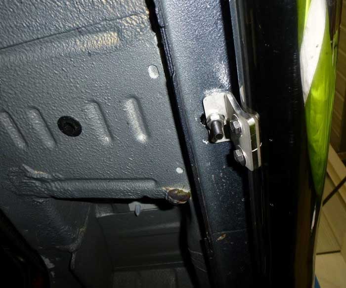 Fiat Ducato ab Bj. 06 Kurzer RS Schwarze Schwellerrohre "Sport" - Direct 4x4 Autozubehör