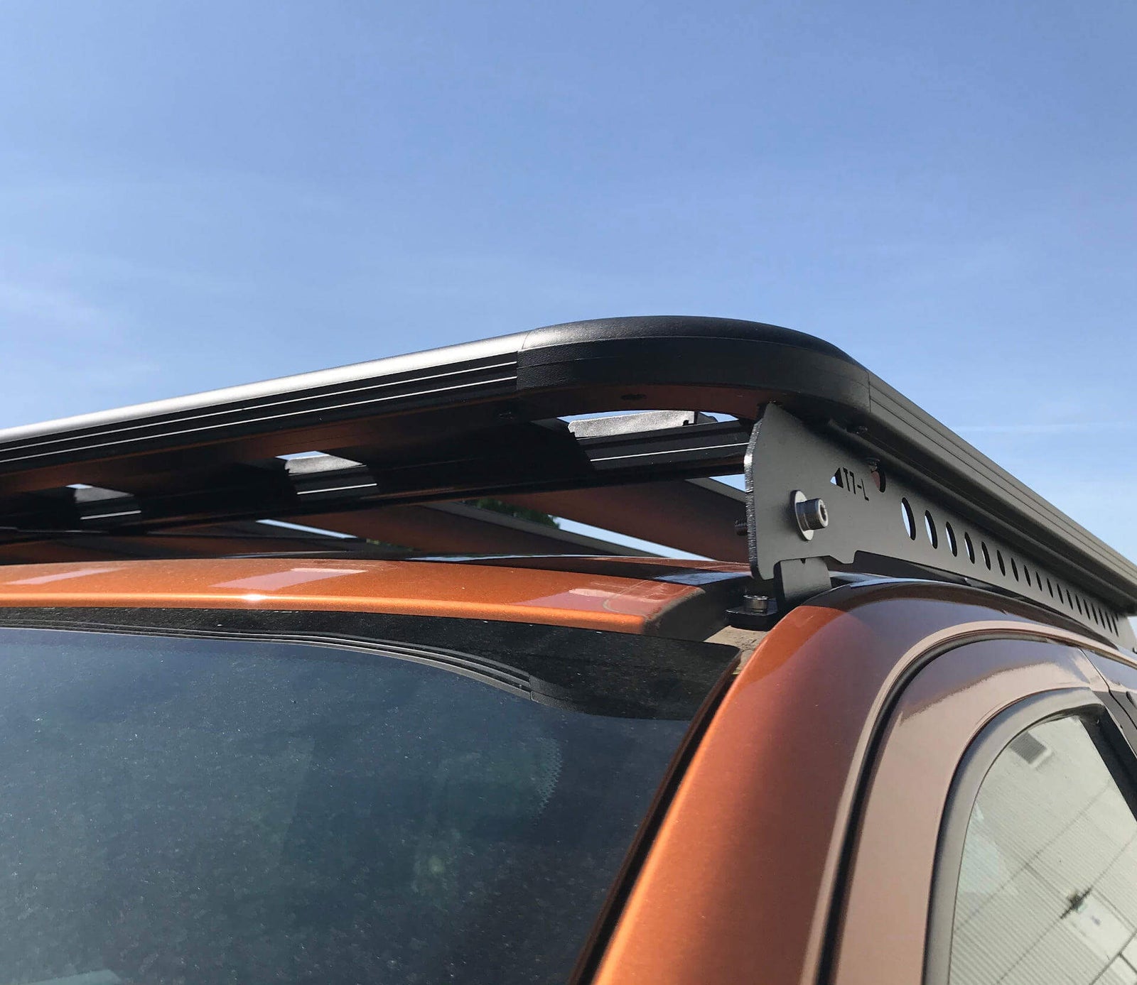 Dachgepäckträger "Alu T7-R" 135cm / 180cm / 220cm - Direct 4x4 Autozubehör