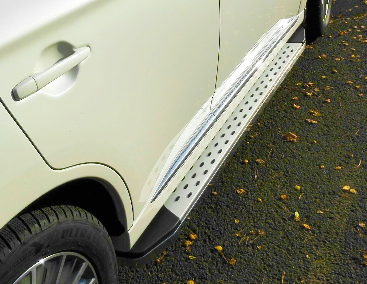 Mitsubishi Outlander PHEV Bj. 13-21 Trittbretter "Freedom" - Direct 4x4 Autozubehör