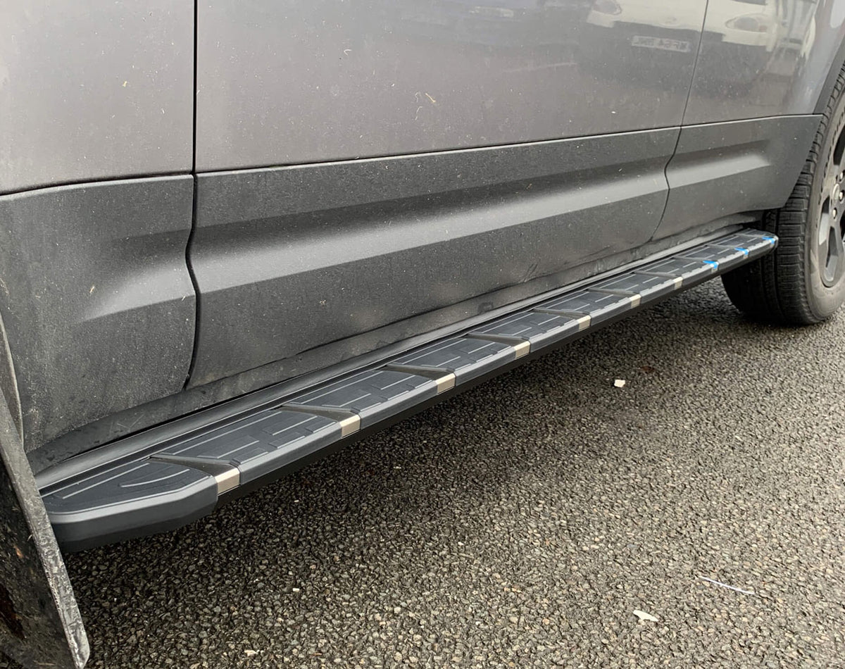 Land Rover Defender 110 ab Bj. 20 Trittbretter "Starlet" - Direct 4x4 Autozubehör