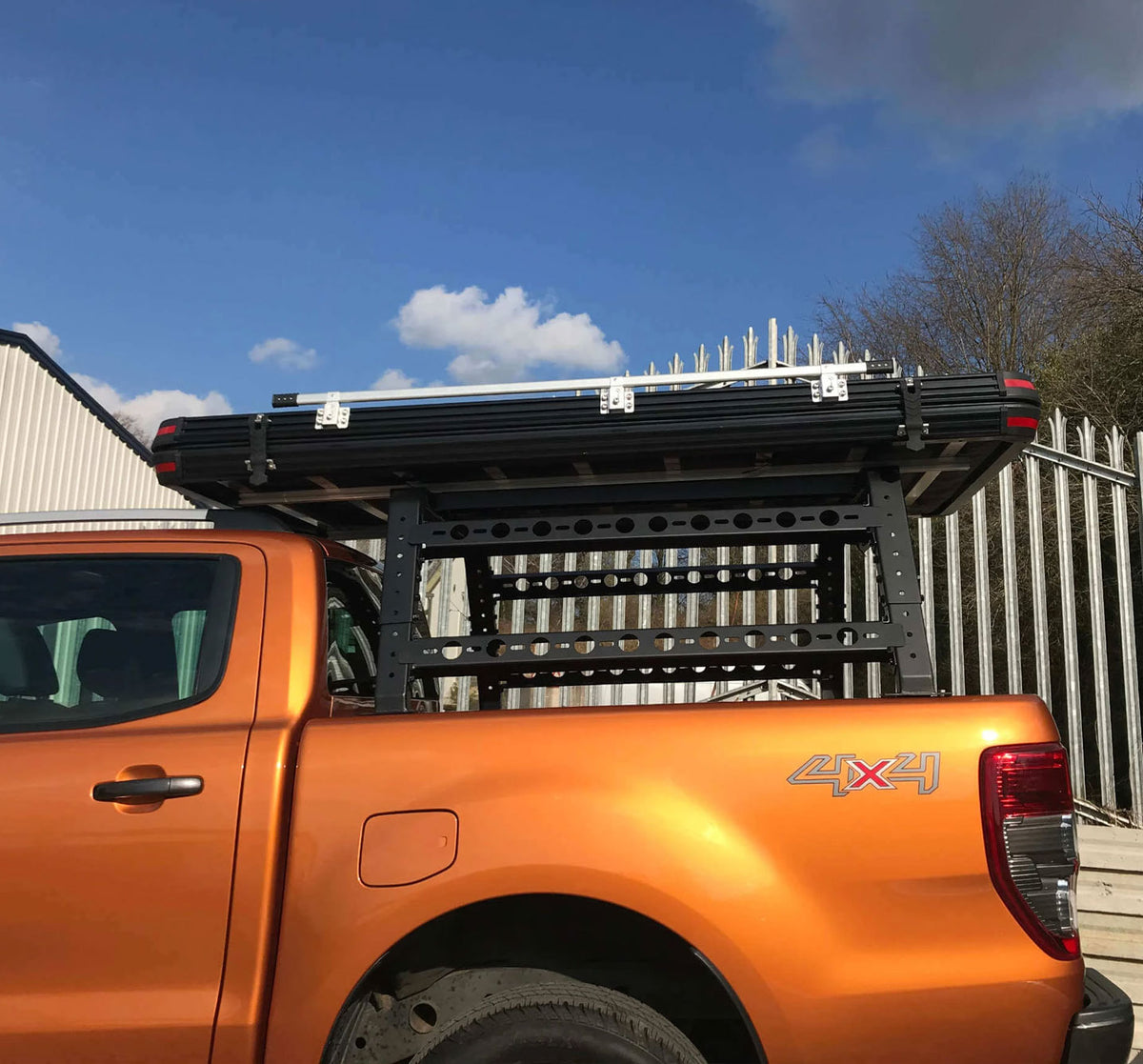 Dachzelt 2 Personen Schalenzelt "Adventure" 225cm x 135cm - Direct 4x4 Autozubehör