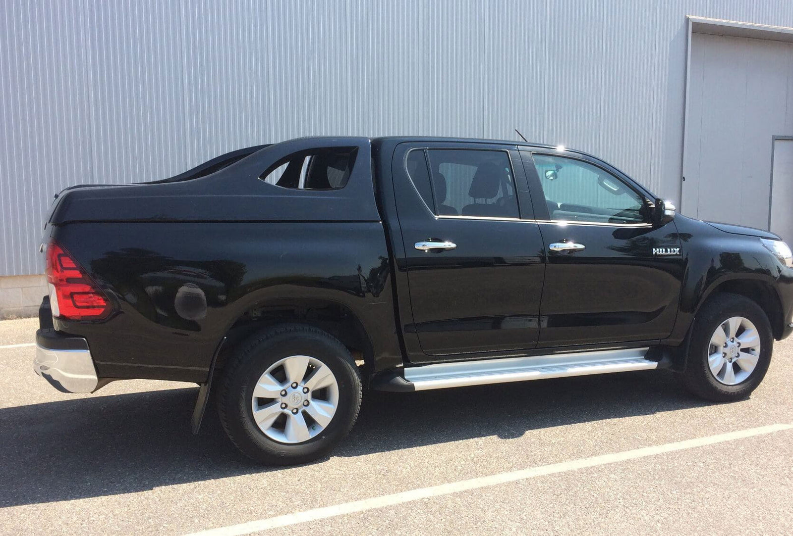 Toyota Hilux ab Bj. 16 Double Cab "Full-Box" Pick-Up HardTop Abdeckung - Direct 4x4 Autozubehör