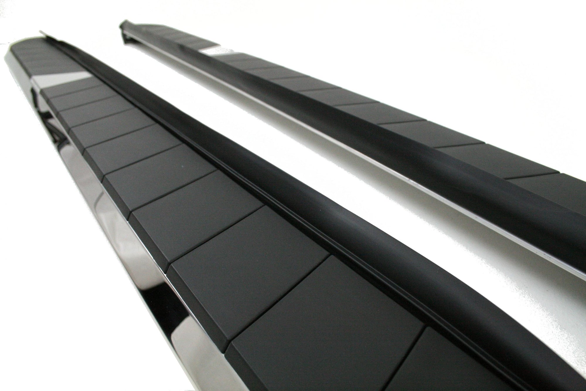 Range Rover Sport ab Bj. 05-13 Trittbretter "High Flyer" - Direct 4x4 Autozubehör